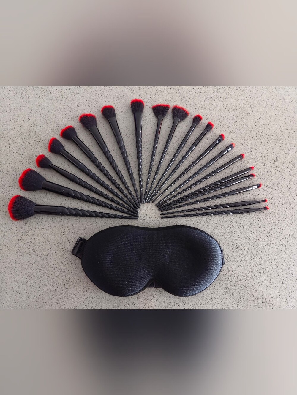 20 Piece Black and Red Makeup Brush Set with Travel Eye Mask